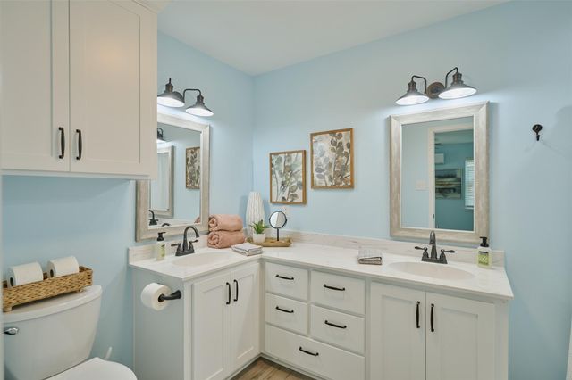 234 Lakeside Drive, Livingston, TX 77351