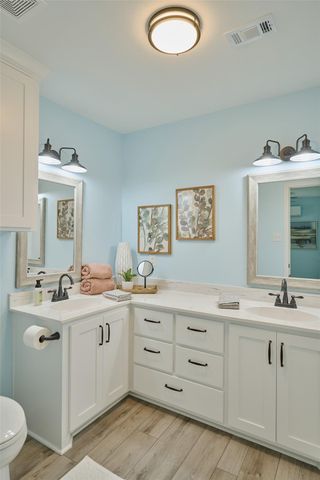 234 Lakeside Drive, Livingston, TX 77351