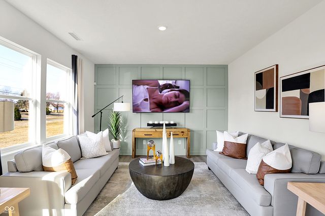 11821 Marling Way, Indianapolis, IN 46235