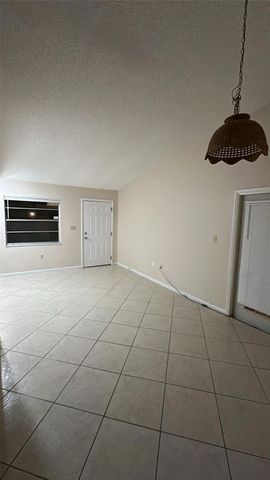 2004 S 10th St A, Fort Pierce, FL 34950