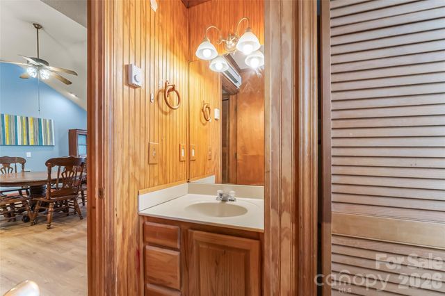 242 Plott Balsam Road, Maggie Valley, NC 28751