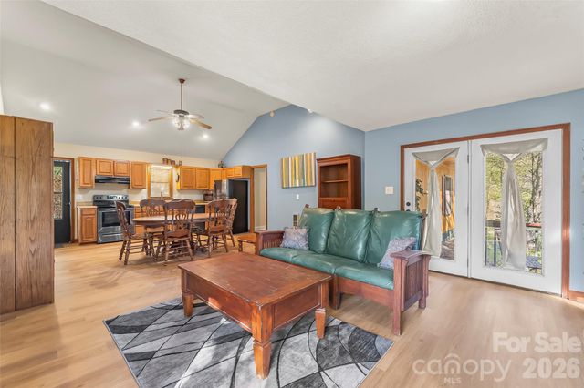 242 Plott Balsam Road, Maggie Valley, NC 28751
