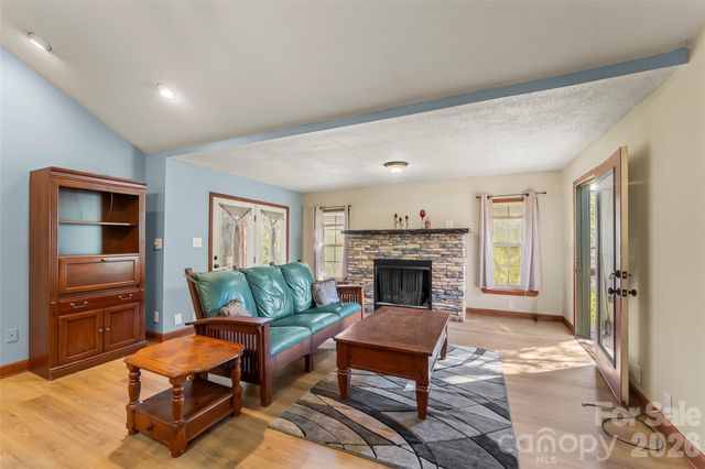 242 Plott Balsam Road, Maggie Valley, NC 28751