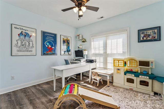 105 E Dundee Court, Statesville, NC 28625