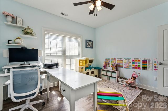 105 E Dundee Court, Statesville, NC 28625