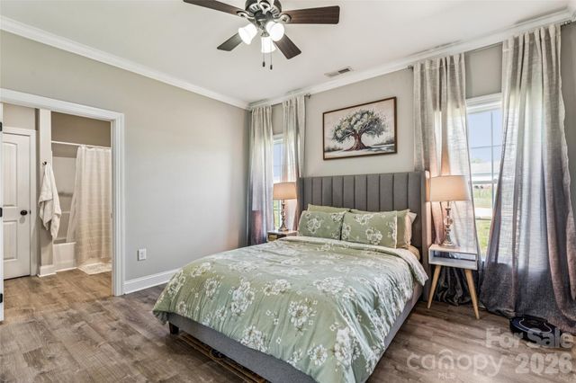 105 E Dundee Court, Statesville, NC 28625
