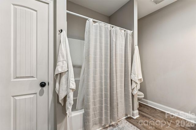 105 E Dundee Court, Statesville, NC 28625