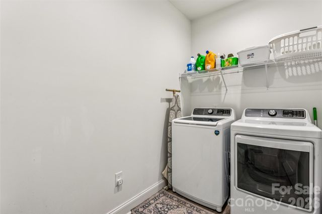 105 E Dundee Court, Statesville, NC 28625
