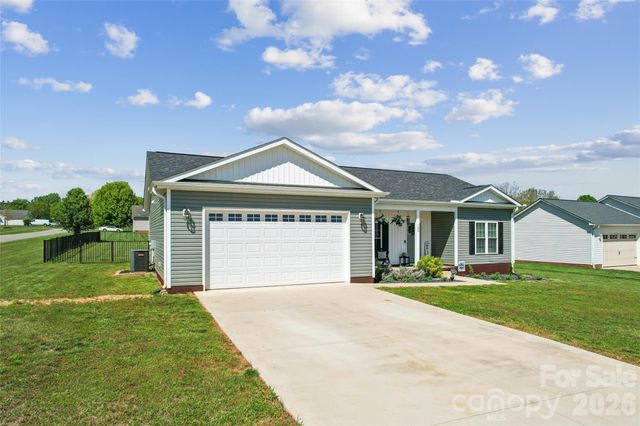 105 E Dundee Court, Statesville, NC 28625