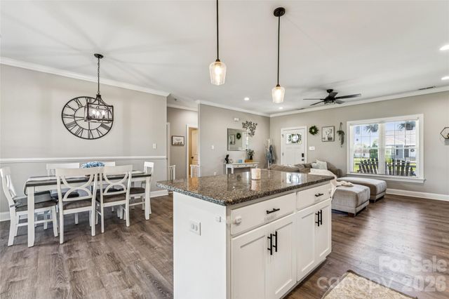 105 E Dundee Court, Statesville, NC 28625