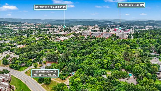1307 Wedington Drive, Fayetteville, AR 72701
