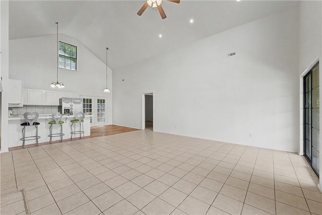 1307 Wedington Drive, Fayetteville, AR 72701
