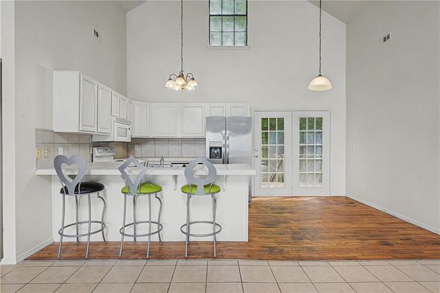 1307 Wedington Drive, Fayetteville, AR 72701