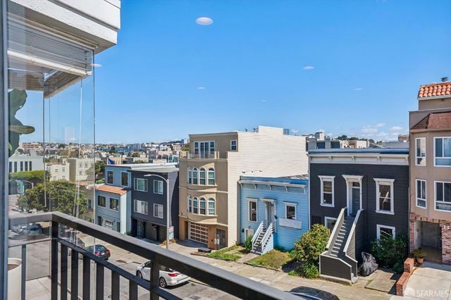 67 Beaumont Avenue, San Francisco, CA 94118