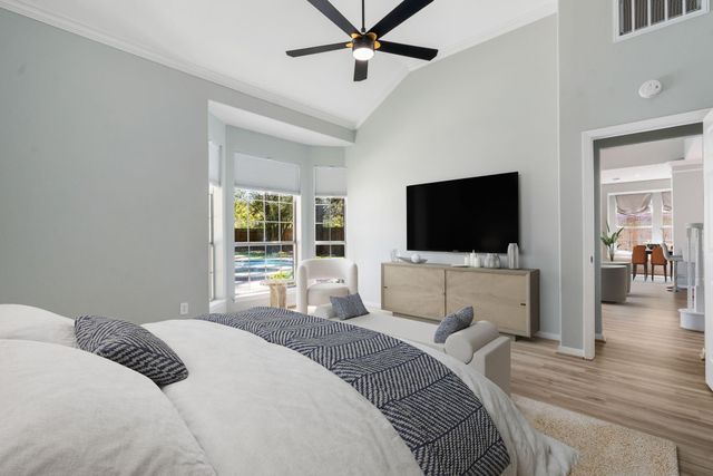 38 Terraglen Drive, The Woodlands, TX 77382