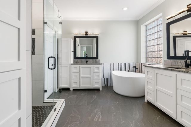 38 Terraglen Drive, The Woodlands, TX 77382