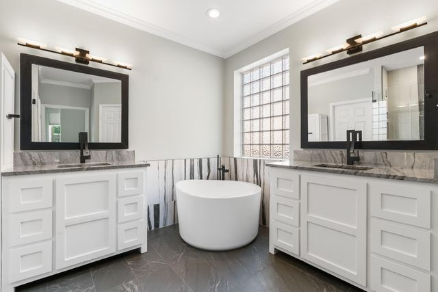 38 Terraglen Drive, The Woodlands, TX 77382