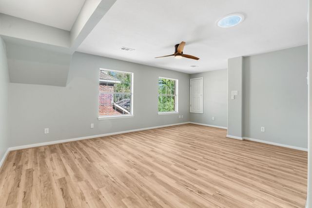 38 Terraglen Drive, The Woodlands, TX 77382