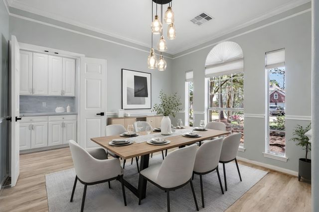 38 Terraglen Drive, The Woodlands, TX 77382