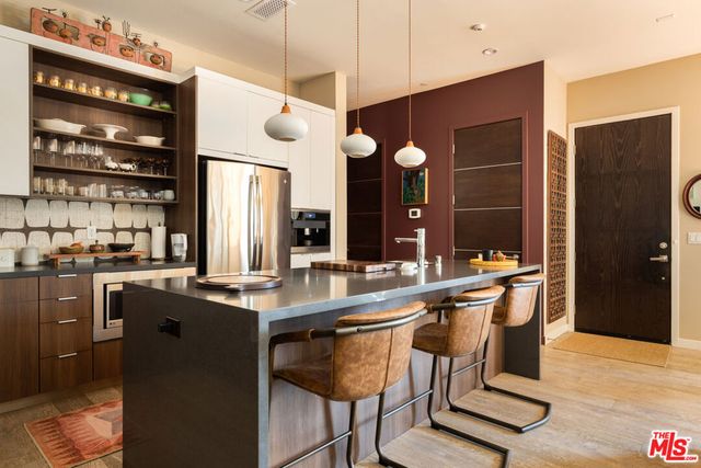 6369 W June Place, Los Angeles, CA 90038