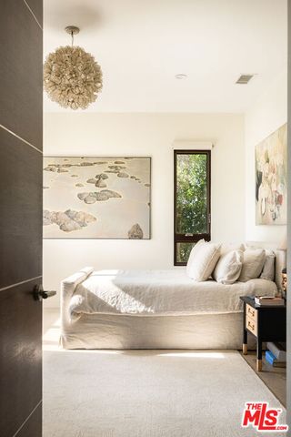 6369 W June Place, Los Angeles, CA 90038