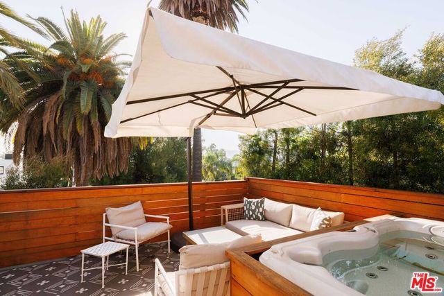 6369 W June Place, Los Angeles, CA 90038