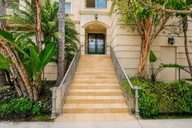 1830 Pelham Avenue 301, Los Angeles, CA 90025