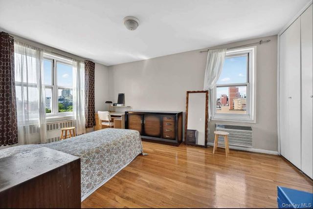 142-05 Roosevelt Avenue 7, Flushing, NY 11354