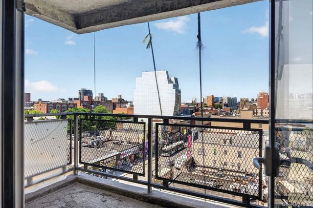142-05 Roosevelt Avenue 7, Flushing, NY 11354