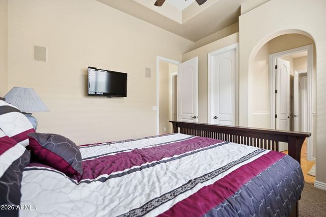 8351 S HOMESTEAD Lane, Tempe, AZ 85284