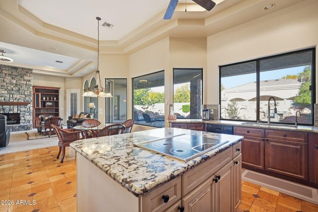 8351 S HOMESTEAD Lane, Tempe, AZ 85284