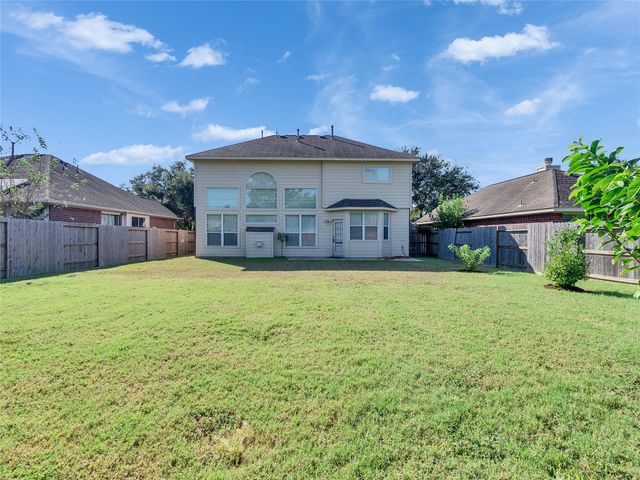 10723 Fletcher Bridge Lane, Sugar Land, TX 77498