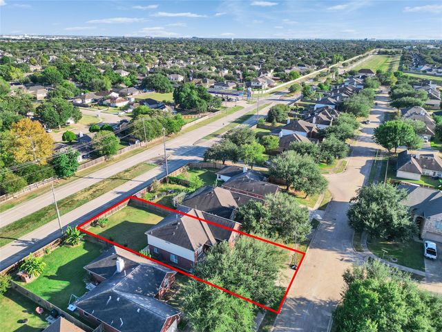 10723 Fletcher Bridge Lane, Sugar Land, TX 77498