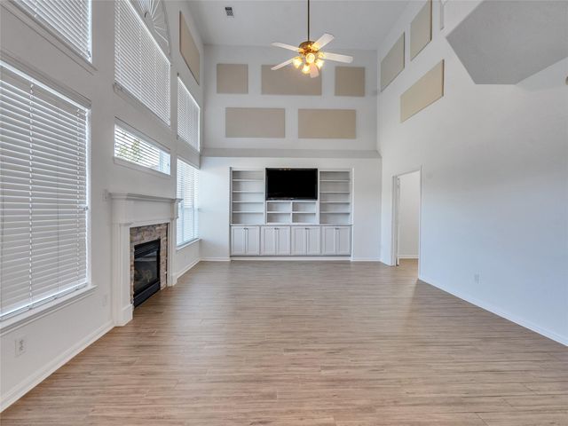 10723 Fletcher Bridge Lane, Sugar Land, TX 77498