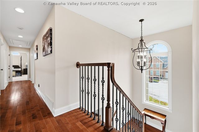 110 Patriot Way, Charleston, WV 25314