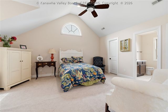 110 Patriot Way, Charleston, WV 25314