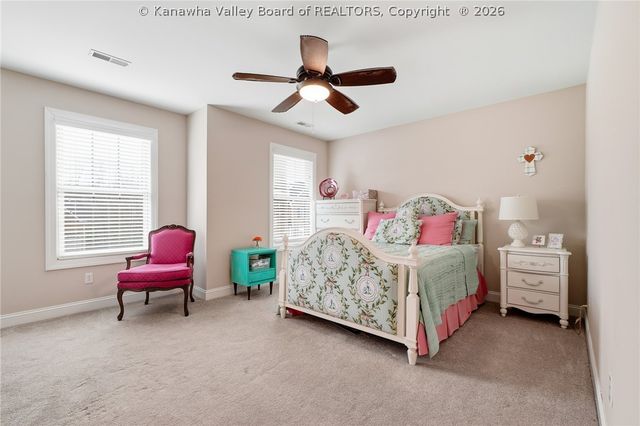 110 Patriot Way, Charleston, WV 25314