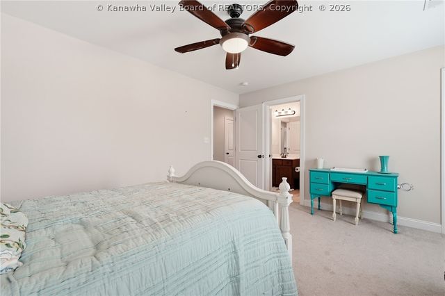 110 Patriot Way, Charleston, WV 25314