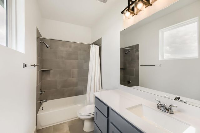 1505 Seeger DR, Pflugerville, TX 78660