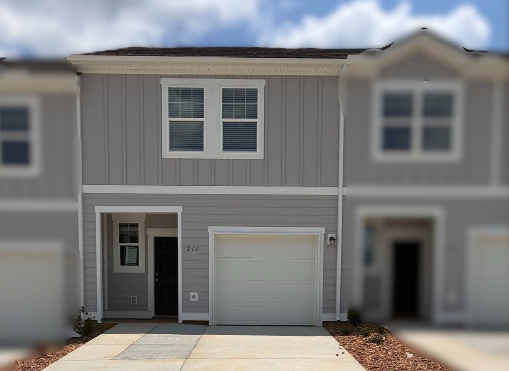 216 Darlington Dr, Dickson, TN 37055