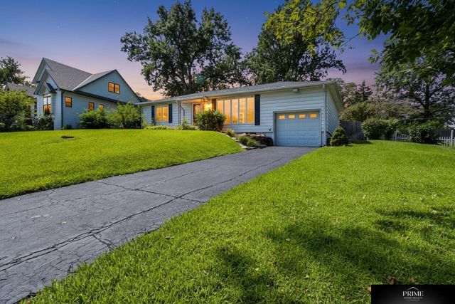 536 S 85th Street, Omaha, NE 68114