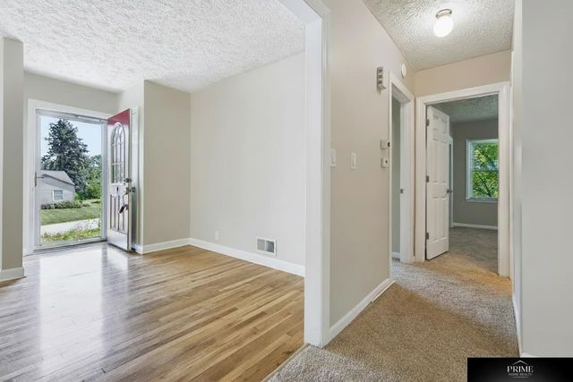 536 S 85th Street, Omaha, NE 68114