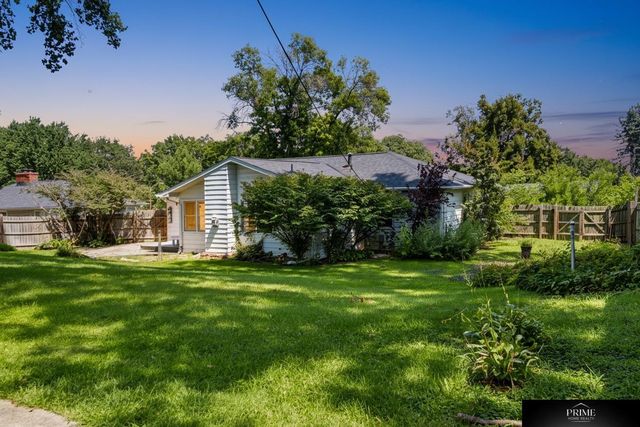 536 S 85th Street, Omaha, NE 68114