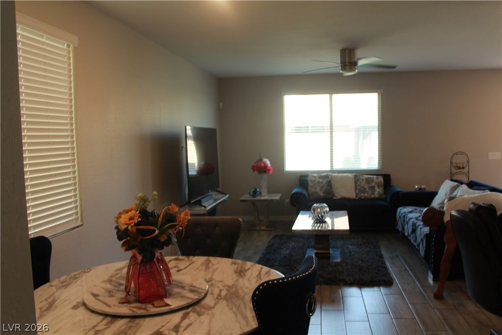 1010 Cliff Castle Avenue, North Las Vegas, NV 89081 — photo 2