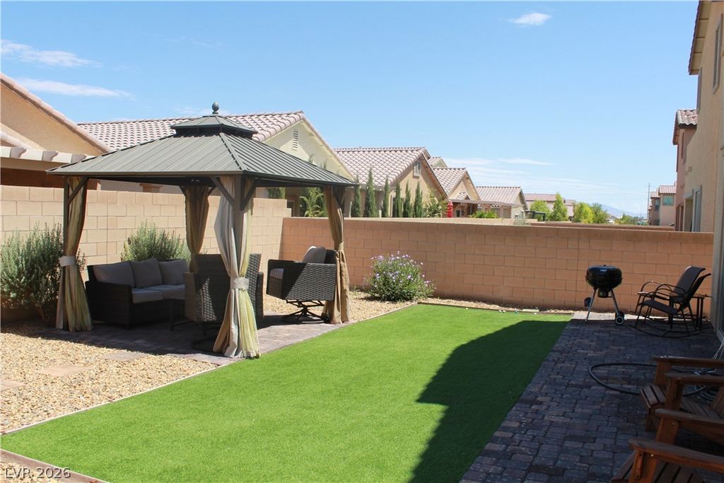 1010 Cliff Castle Avenue, North Las Vegas, NV 89081 — photo 5