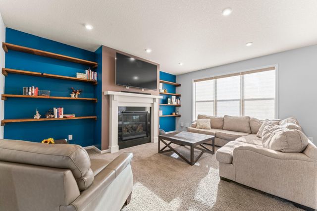 1026 Oakwood Road, Newport, MN 55055