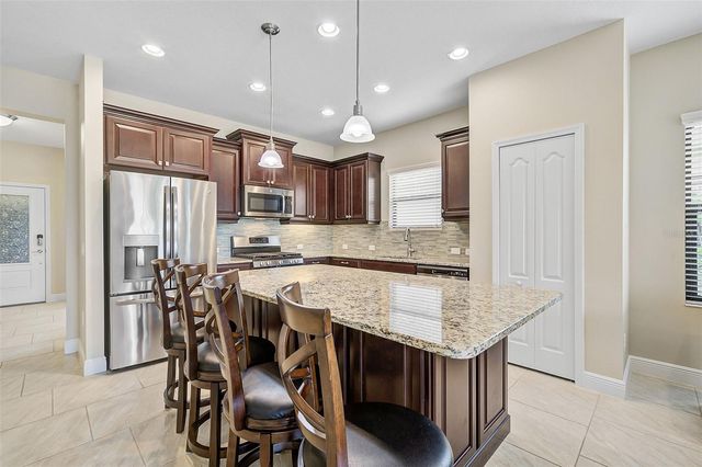 21605 AVON PARK COURT, Venice, FL 34293