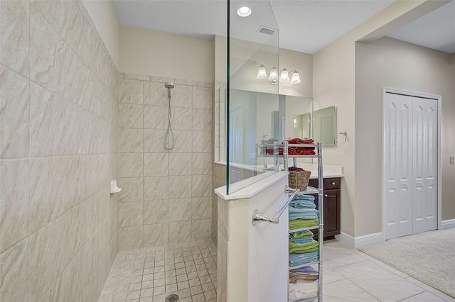 21605 AVON PARK COURT, Venice, FL 34293