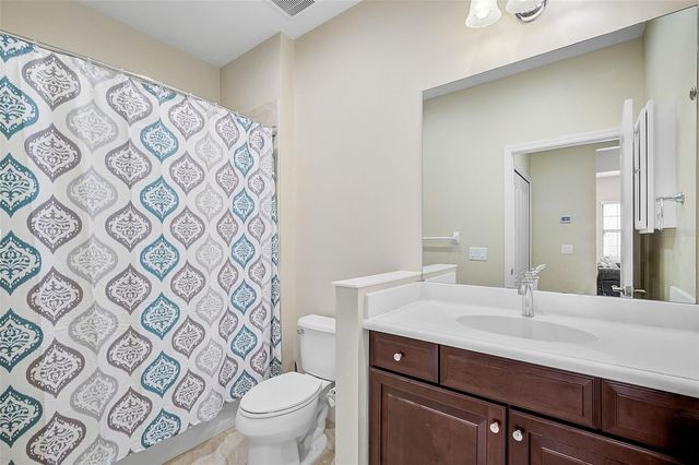 21605 AVON PARK COURT, Venice, FL 34293