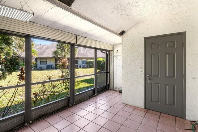 9272 Ketay Circle, Boca Raton, FL 33428